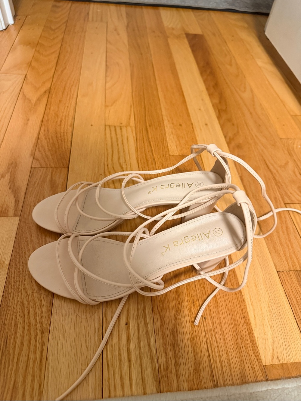 Cream Lace-Up Strappy Women's Sandals